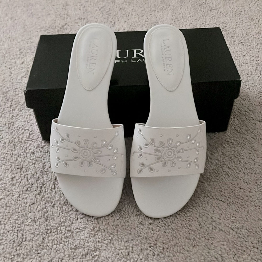 Lauren Ralph Lauren White Slide Sandals Size 7.5 B